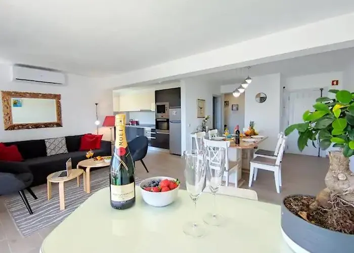 Sunny Facing The Pool By Algarve Dream Holidays * Quarteira